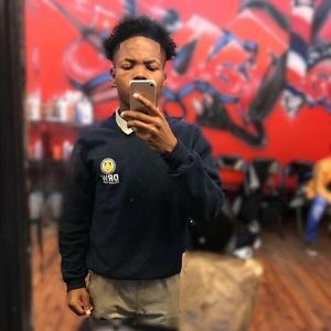 Meet your Posher, Leo